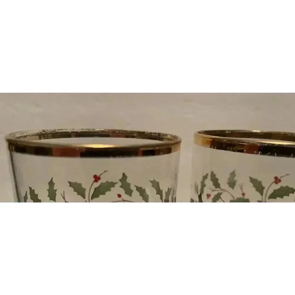 Lenox Holly & Berry Holiday Tall Glass Gold Trim Set Of 2 6.25”H x 2 7/8”W - Picture 8 of 8